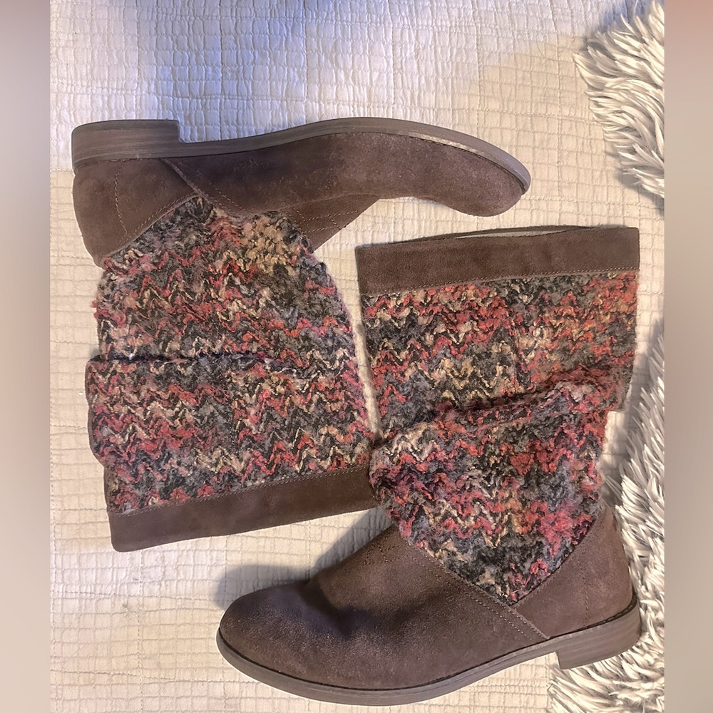 Women’s Tom’s ankle slouch boots